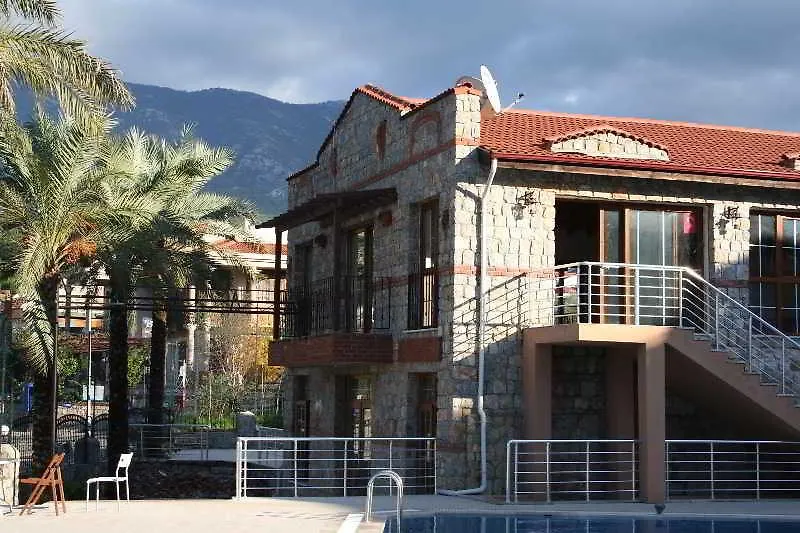 Flora Palm Resort Fethiye Otel